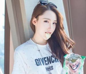 【GG扑克】公主大臣轮流 西幻np文女主