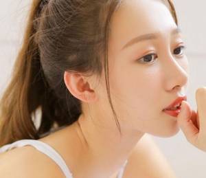 【GG扑克】戴套和不戴套区别大不大 性奴调教小乳奴