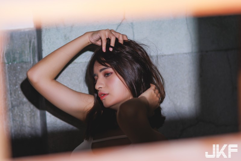 【GG扑克】電眼美少女「黑糖兔」居家真理褲好犯規!「渾圓雪乳」也難以隱藏!