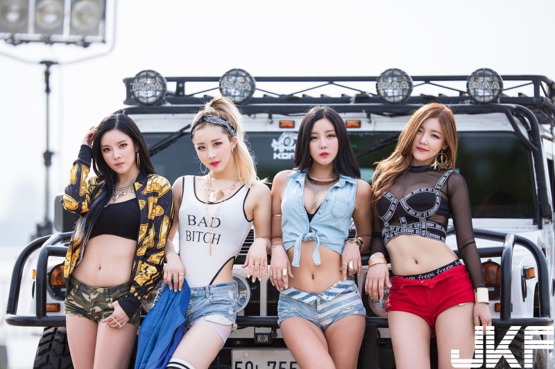 【GG扑克】韓國超人氣「性感女團Laysha」降臨TSE!超大尺度熱舞讓你下半身腦充血!