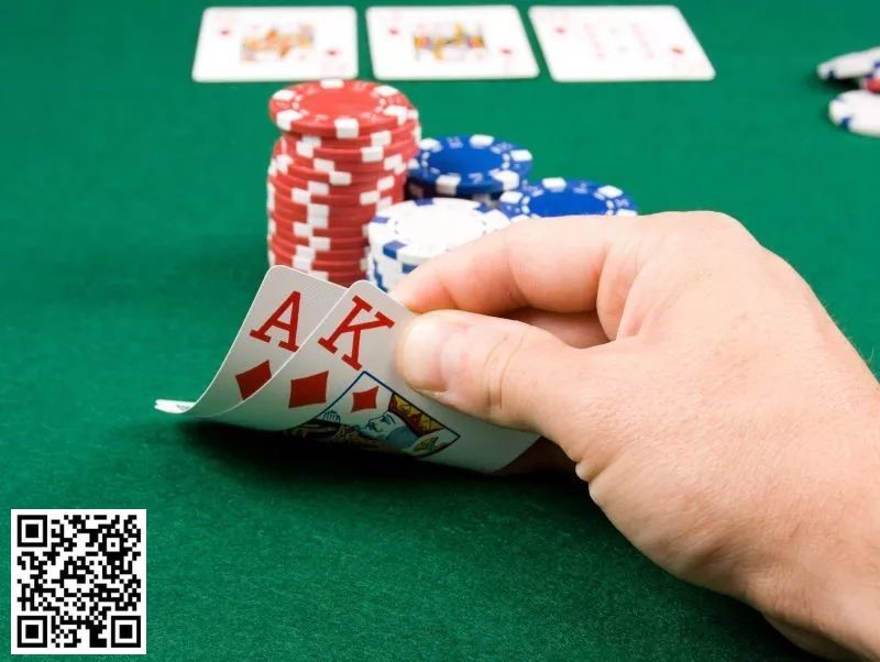【EV扑克】牌局分析:AK翻前遇到这种情况,可以直接推吗?