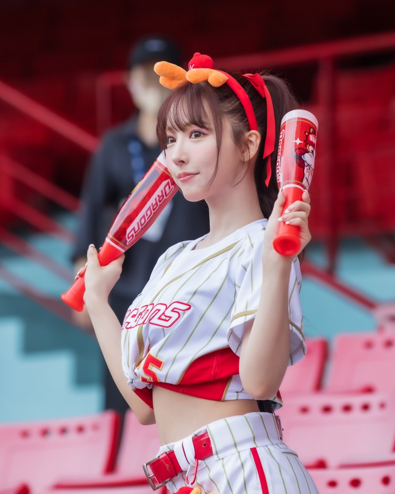 【GG扑克】三上悠亜开球惹风波!日本意见两极、暗黑界的人这么看⋯【EV扑克下载】