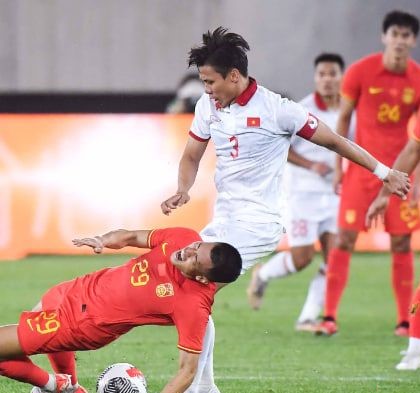 大发体育-复仇!王秋明武磊破门对手肘击染红 国足2-0越南,大发助力你的致富之路!