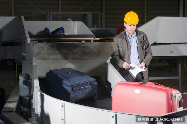 獵槍、古董、骨灰罈　原來這12種物品可以帶上飛機