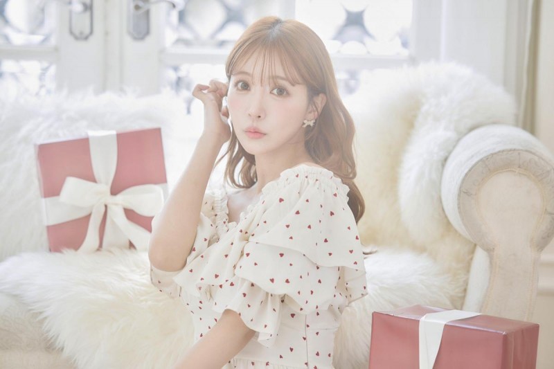 【GG扑克】14岁破处!三上悠亜(三上悠亚)自爆学校楼梯转角「打野战」下海关键曝光网惊呆【EV扑克下载】