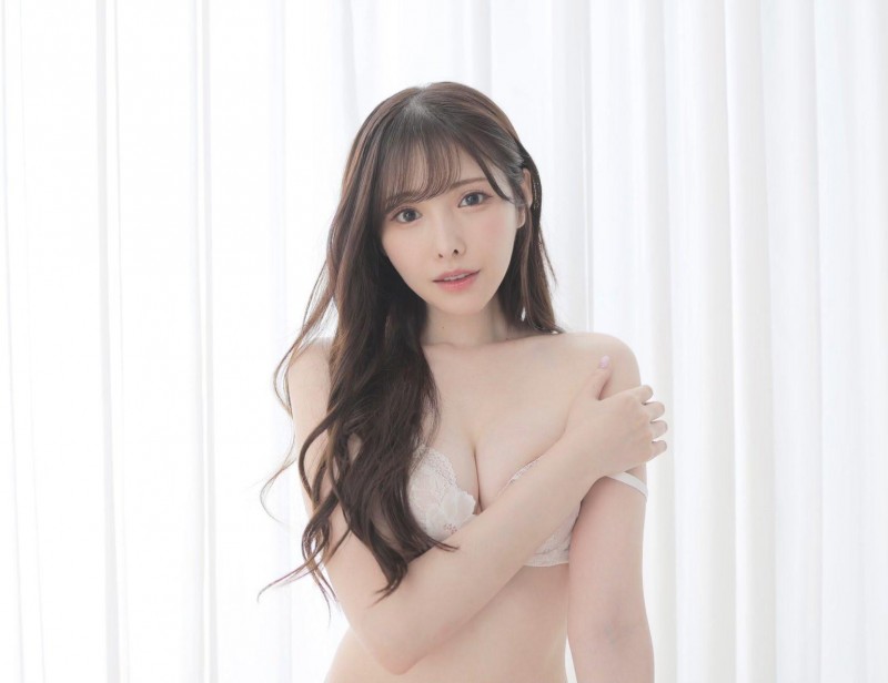 【GG扑克】自称抖M是个超级被虐狂!「最强美腿」新有菜放话:准备来台湾找老公【EV扑克下载】