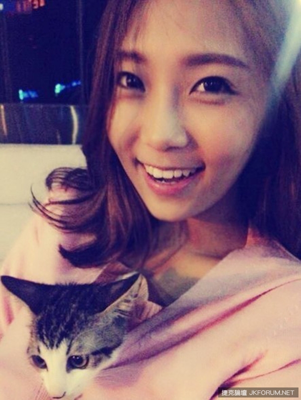 【GG扑克】最美韓國女警居然是男性雜誌MAXIM出身？