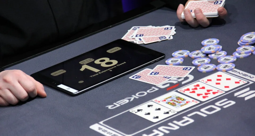 【EV扑克】为多得2万奖金，拿着最后一个筹码故意拖延15分钟！WSOP被逼连夜改规则