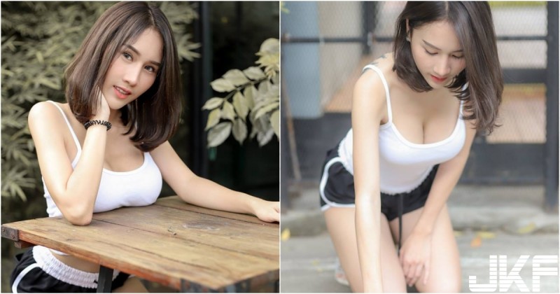 【GG扑克】「奶太重了」桌子借放一下！「短髮正妹」背心爆乳好清涼！乳量太滿呼之欲出！